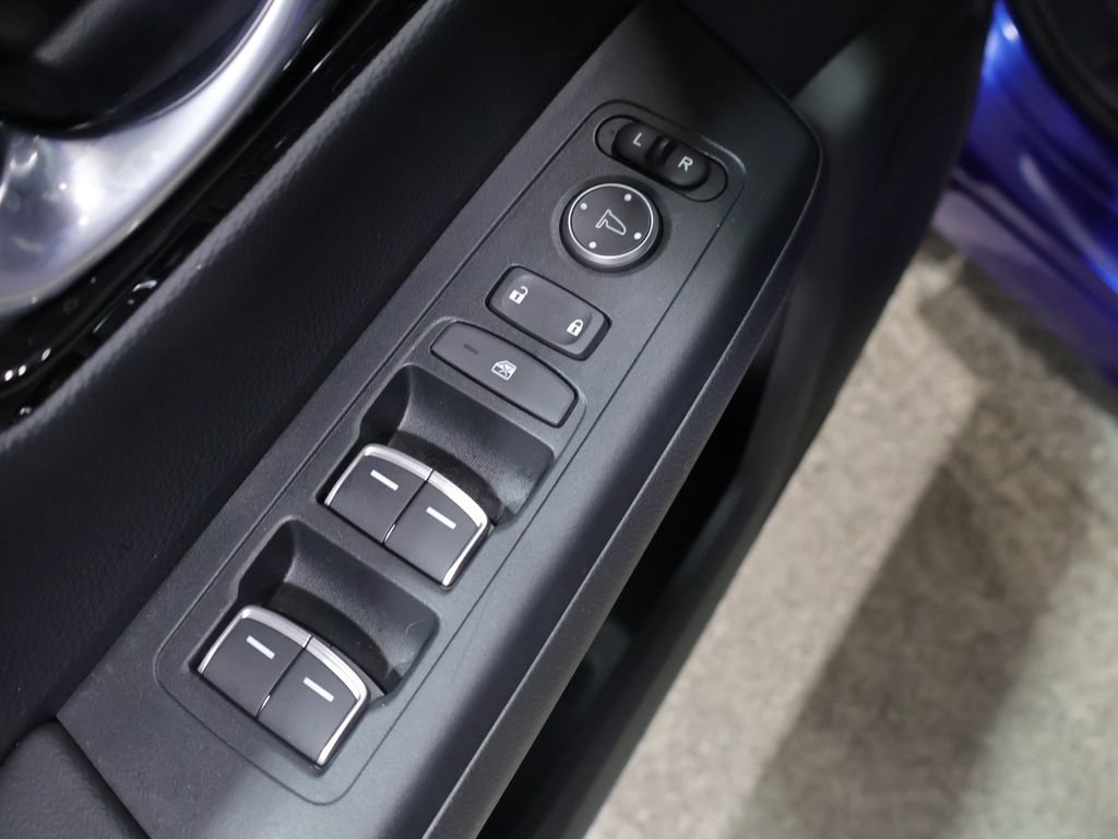 Used 2023 Honda CR-V Sport Touring image 14