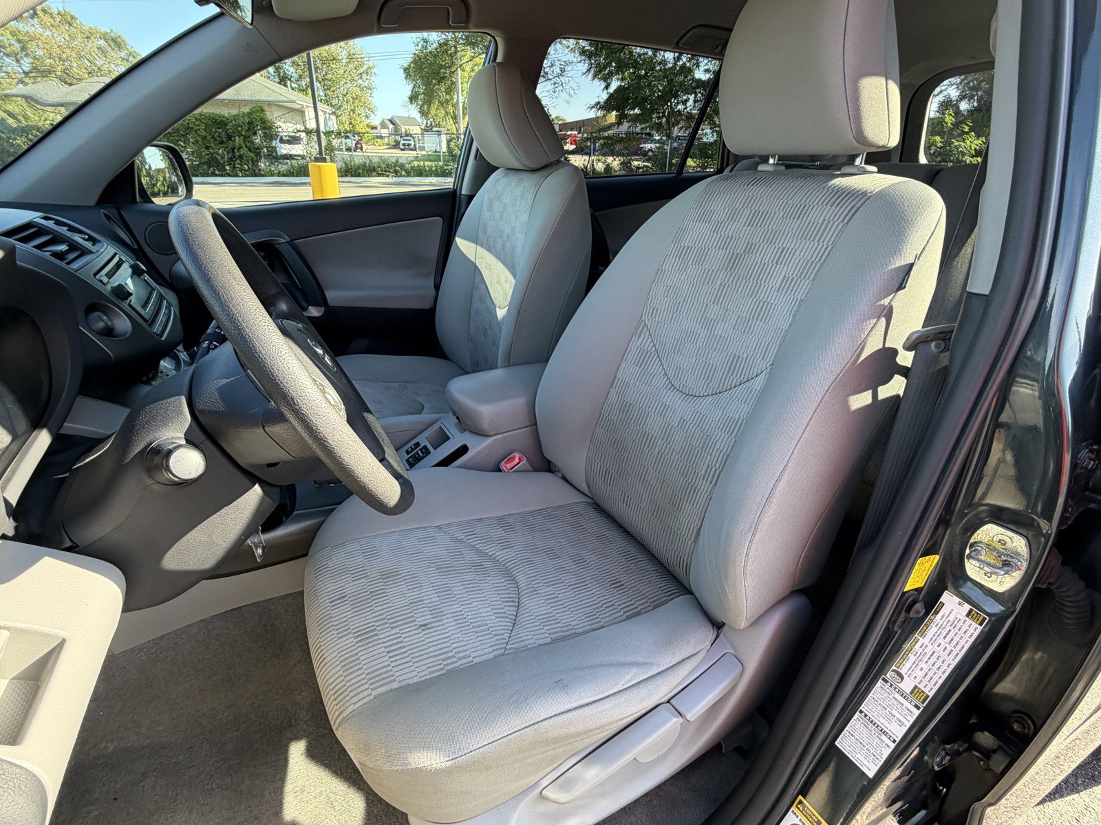 Used 2012 Toyota RAV4 4WD w/ Value Pkg image 11
