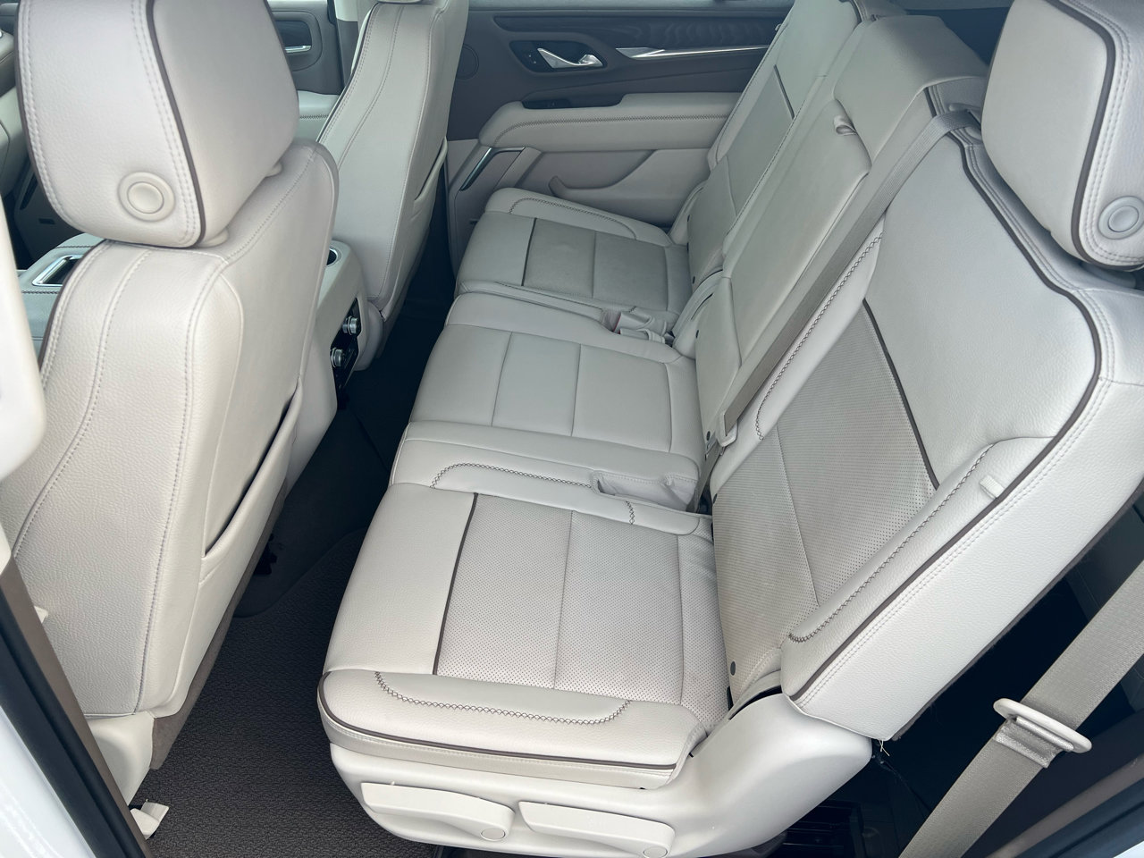 Used 2023 GMC Yukon Denali image 17