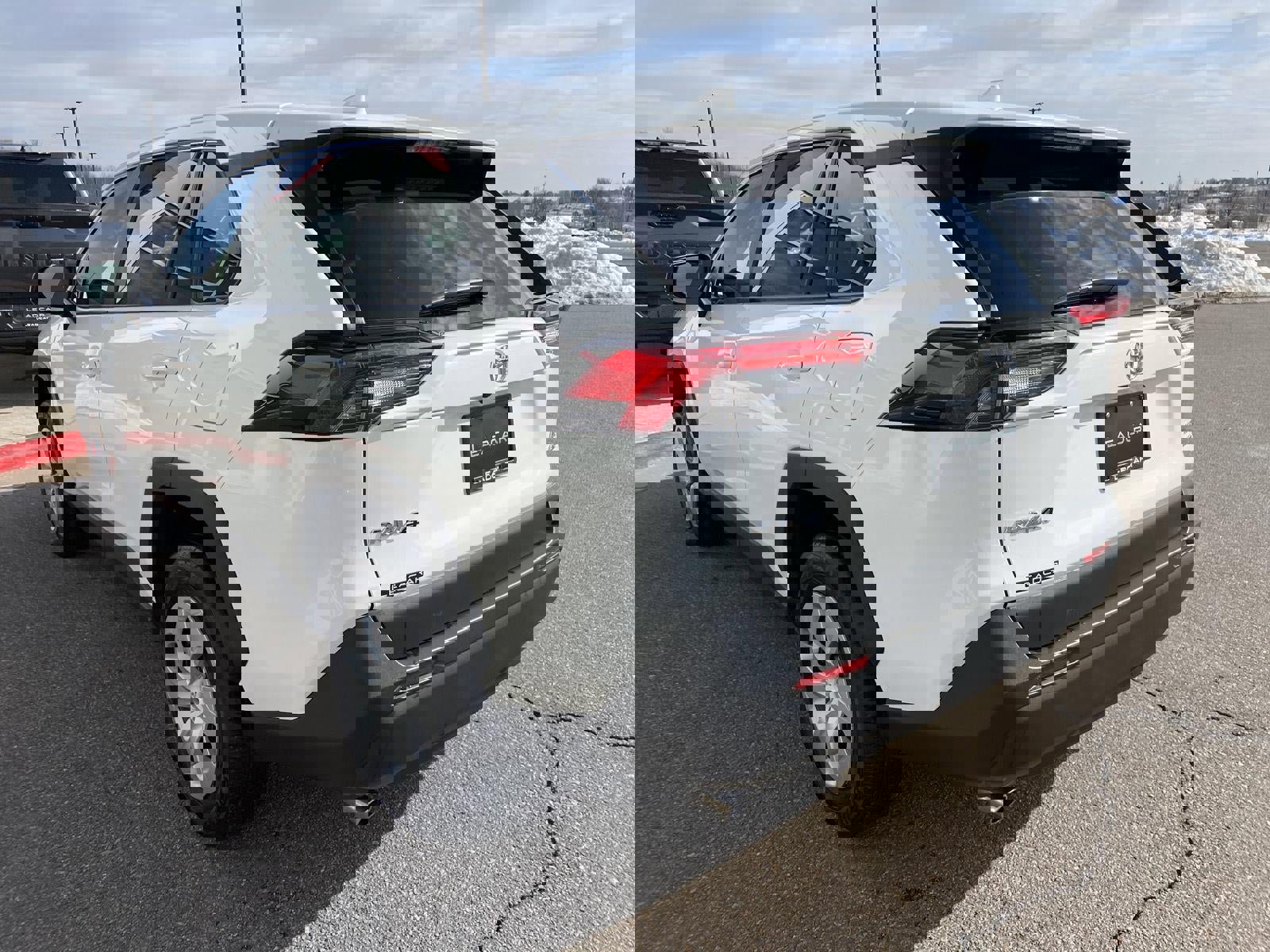 Used 2025 Toyota RAV4 LE image 9