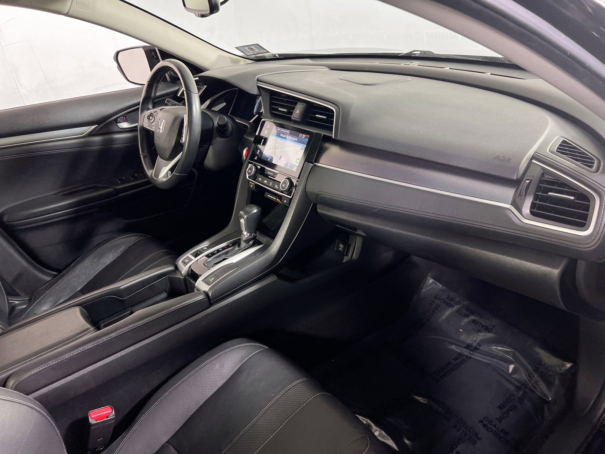 Used 2018 Honda Civic Touring image 29