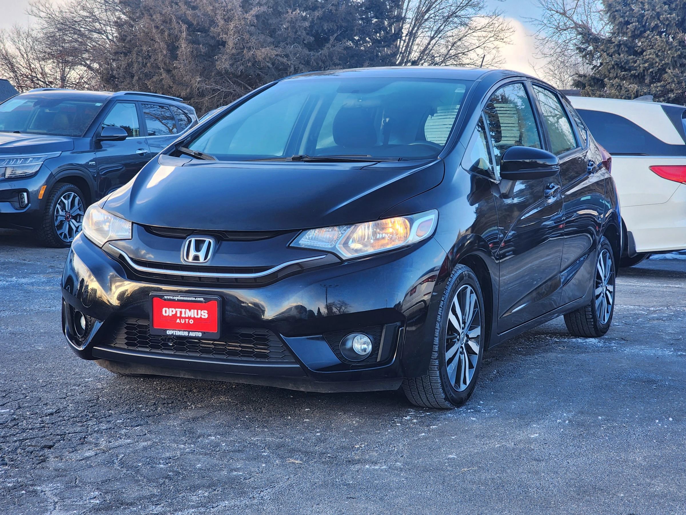 Used 2017 Honda Fit EX image 3