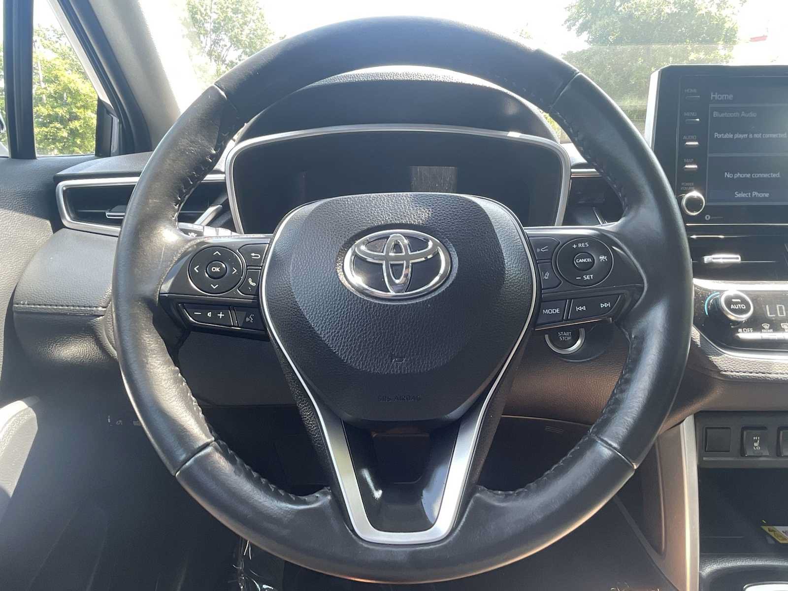 Used 2022 Toyota Corolla Cross XLE w/ Black Badges Package (TMS) AWD/4WD image 13