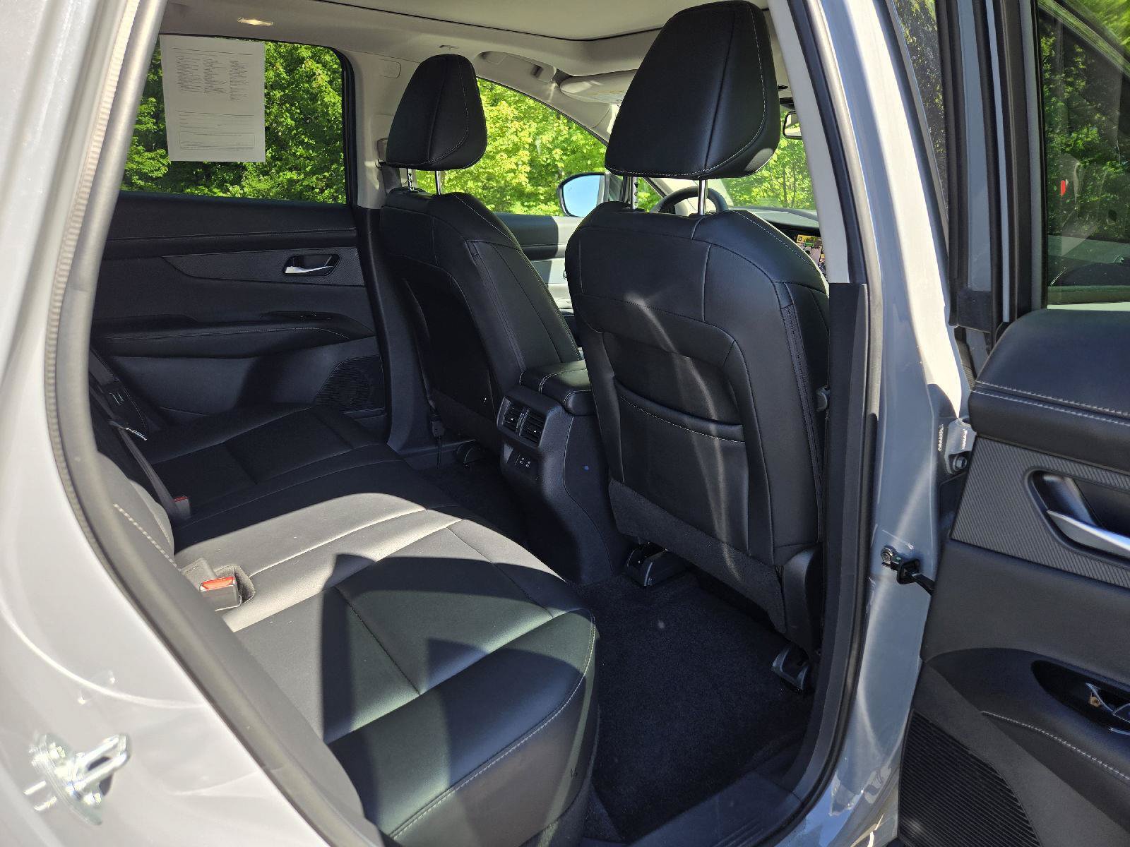 Used 2025 Nissan Murano SL w/ Cargo Package AWD/4WD image 29