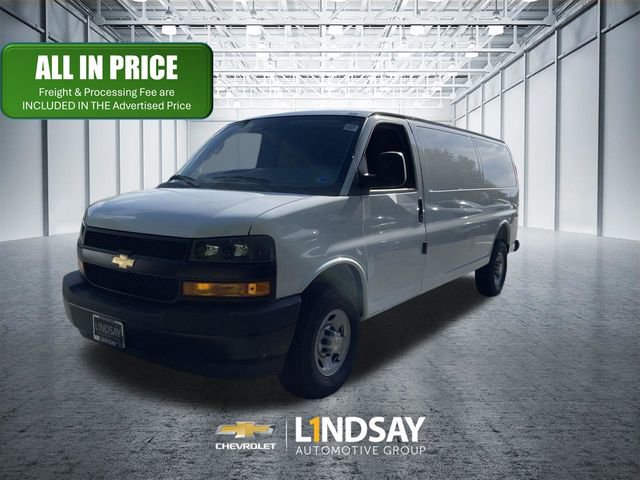 New 2026 Chevrolet Express 3500 Extended w/ Driver Convenience Package RWD video 1