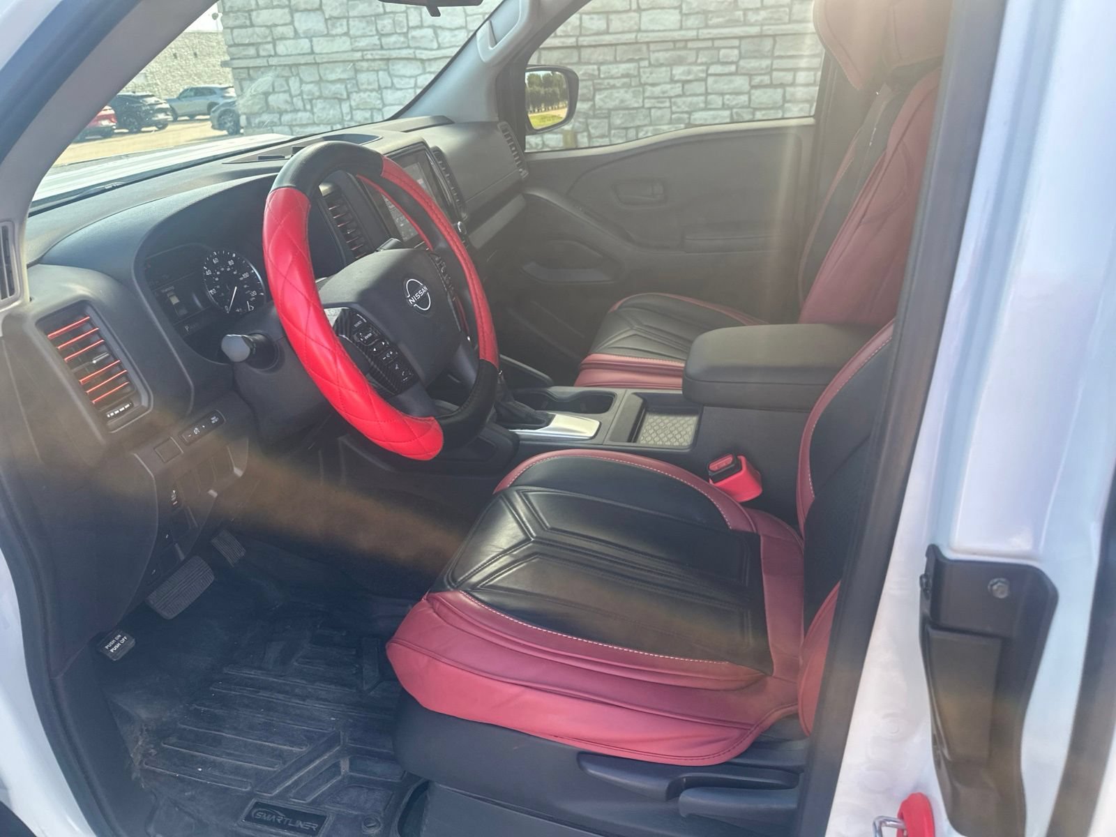 Used 2023 Nissan Frontier S w/ Technology Package RWD image 8