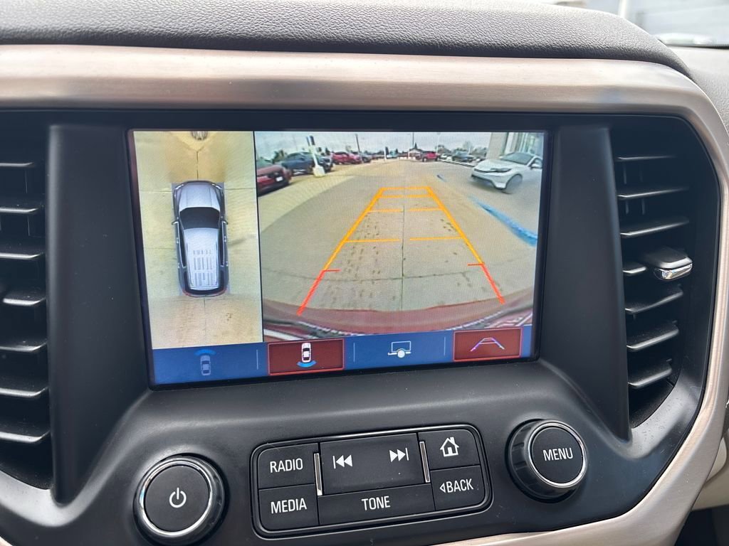 Used 2019 GMC Acadia Denali w/ Technology Package AWD/4WD image 23