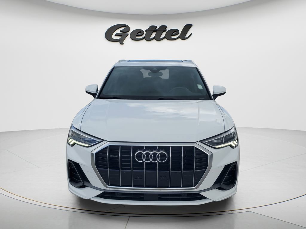Used 2020 Audi Q3 2.0T Premium Plus w/ Premium Plus Package AWD/4WD image 10
