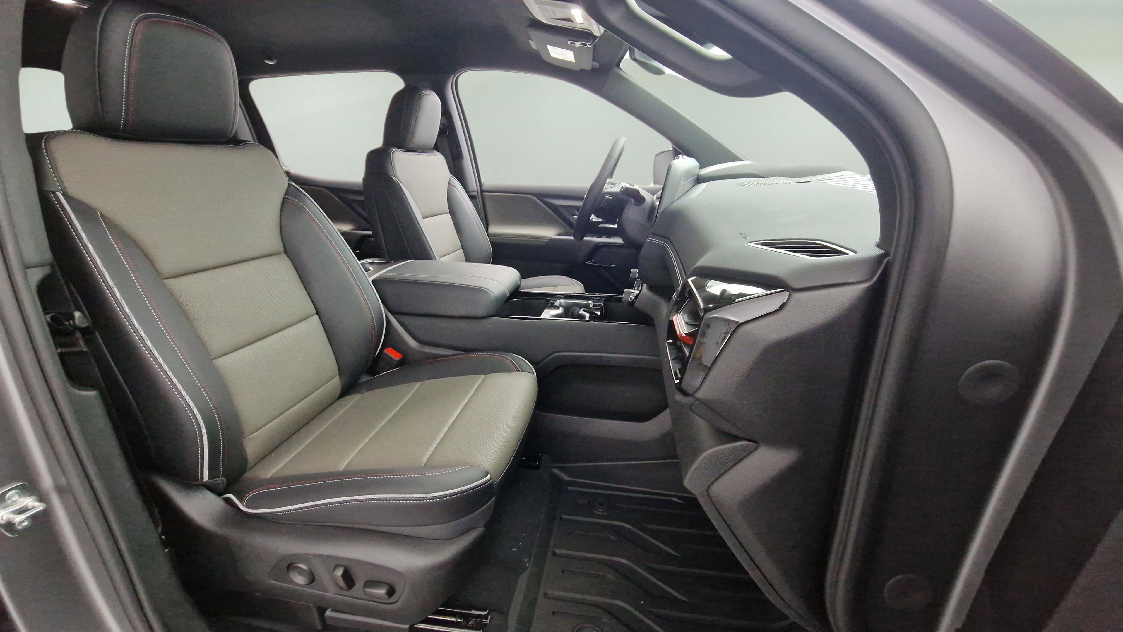 New 2026 Chevrolet Silverado EV Trail Boss w/ Plus Package image 28