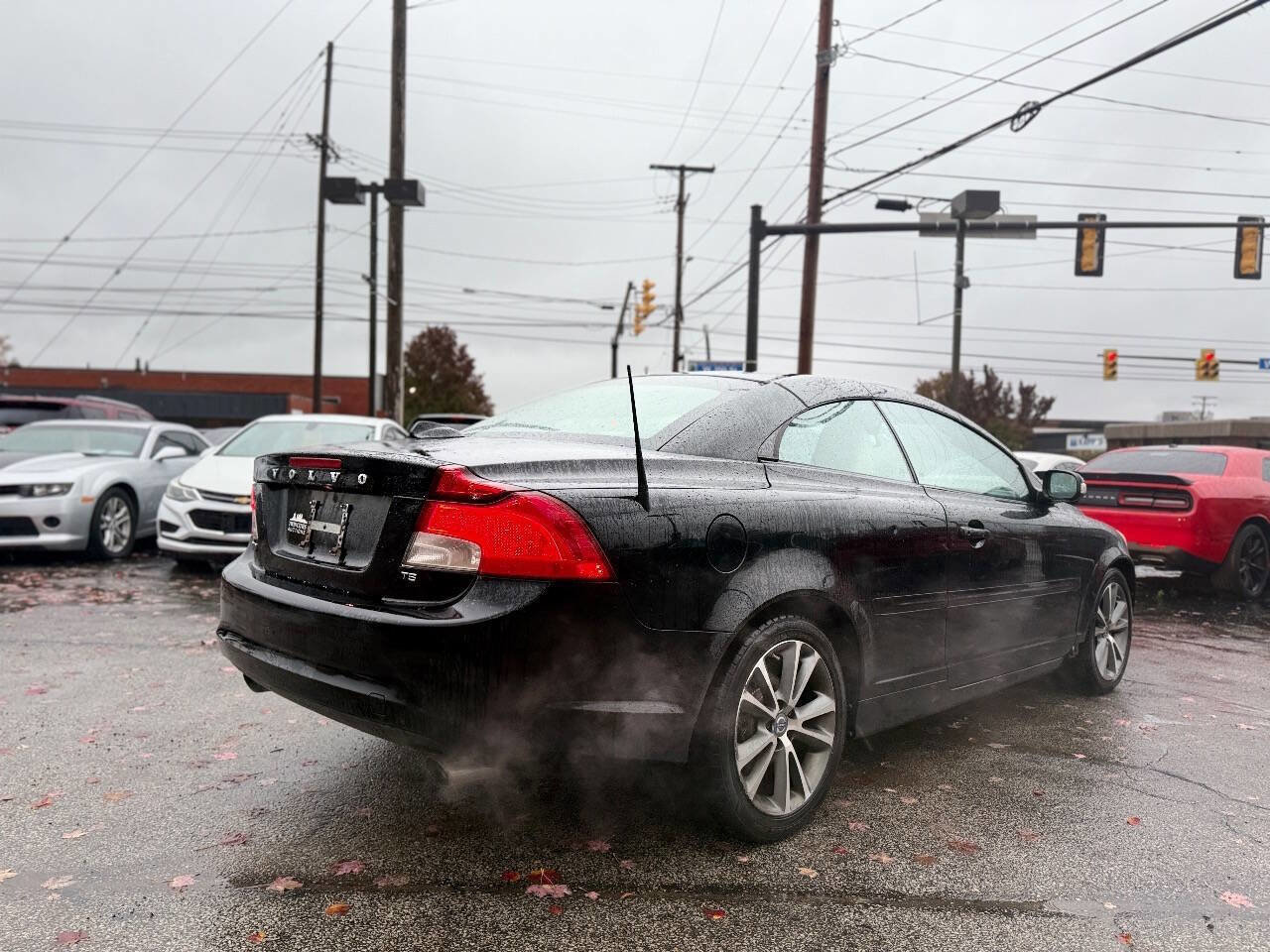 Used 2011 Volvo C70 T5 image 3