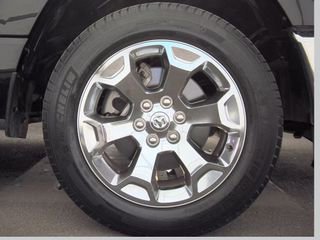 Used 2019 RAM 1500 Big Horn AWD/4WD image 11