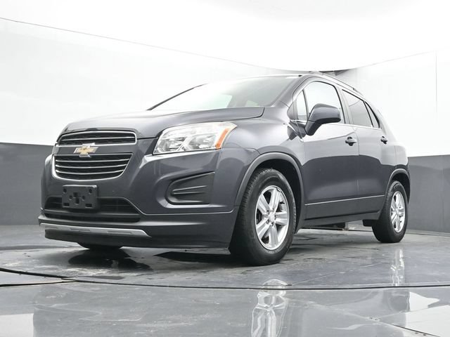 Used 2016 Chevrolet Trax LT w/ LT Sun and Sound Package FWD image 45