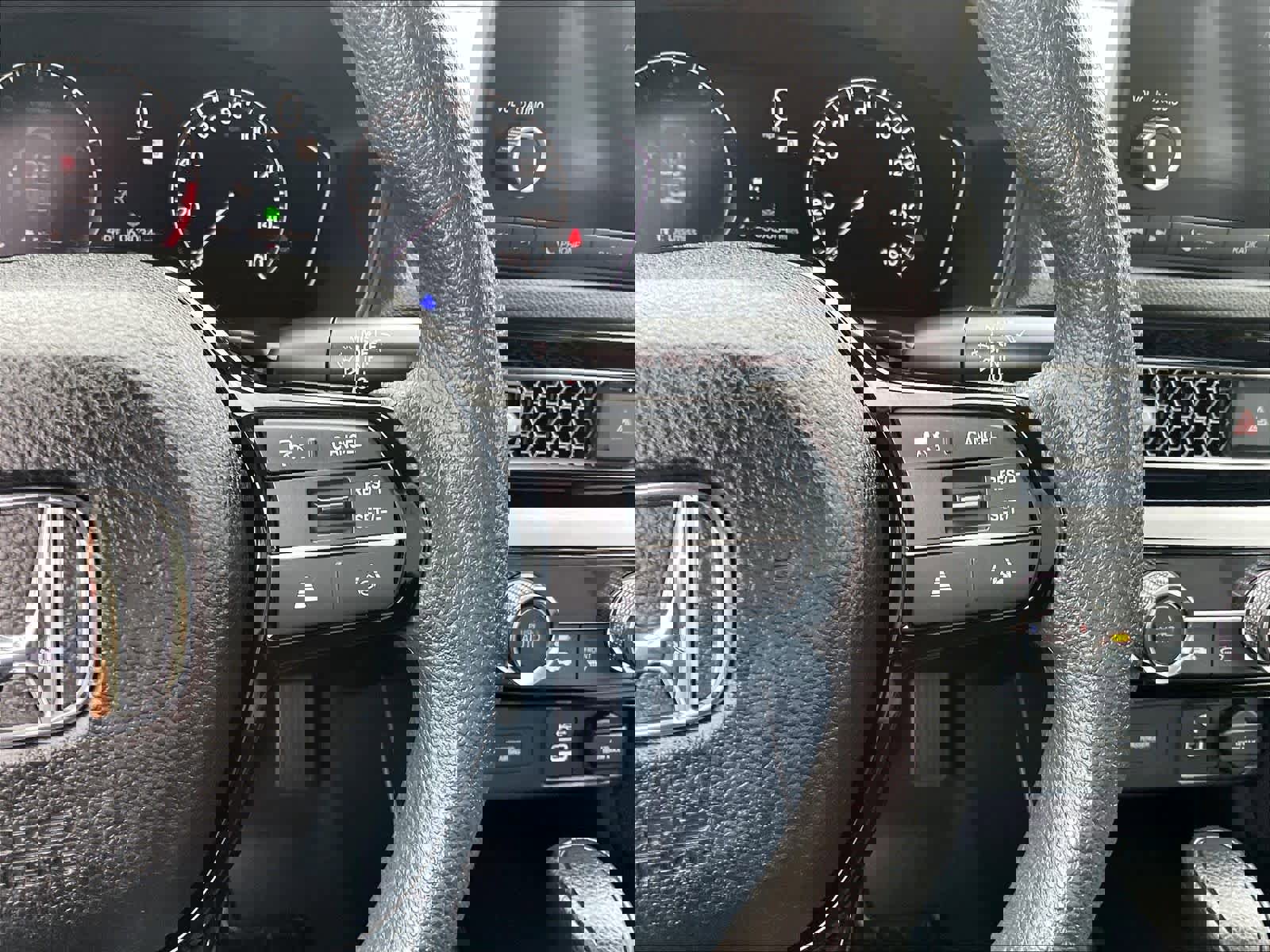 Used 2023 Honda Civic LX image 21