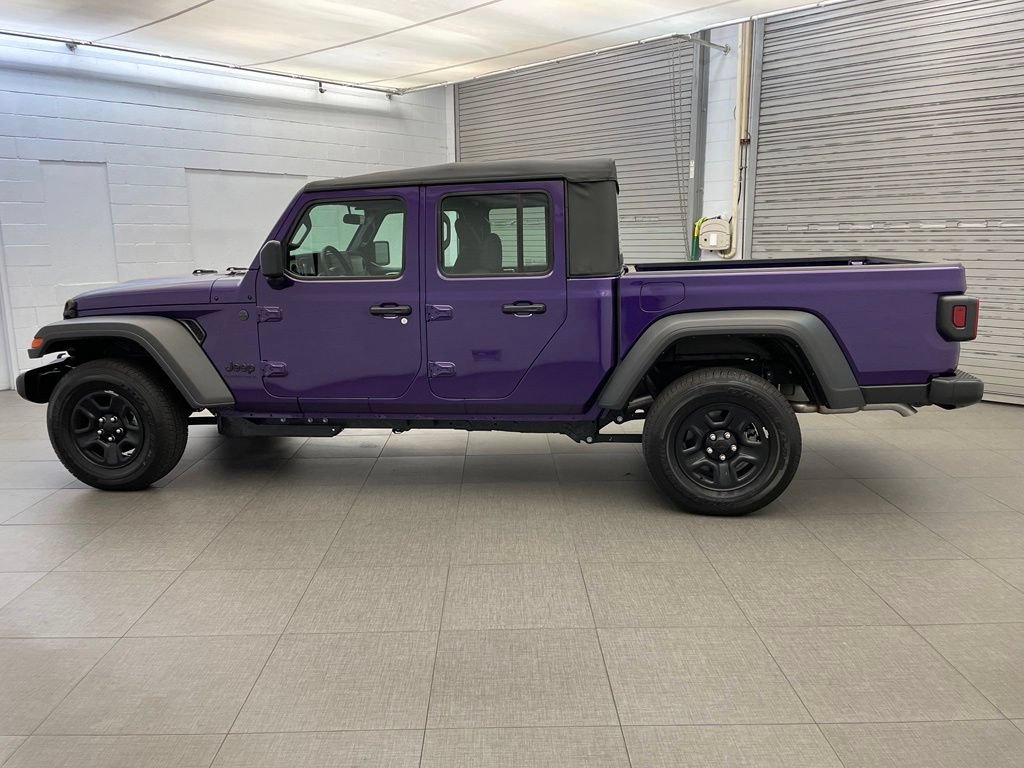 New 2026 Jeep Gladiator Sport AWD/4WD image 5