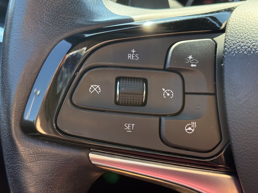 Used 2023 Buick Enclave Premium w/ Experience Buick Package FWD image 7