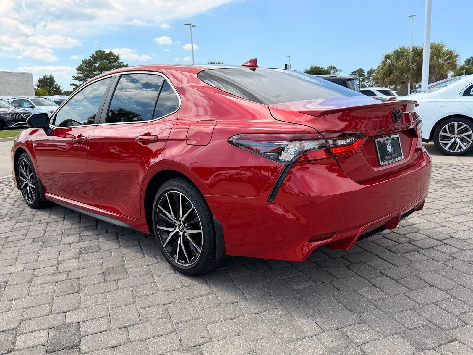 Used 2024 Toyota Camry SE FWD image 10
