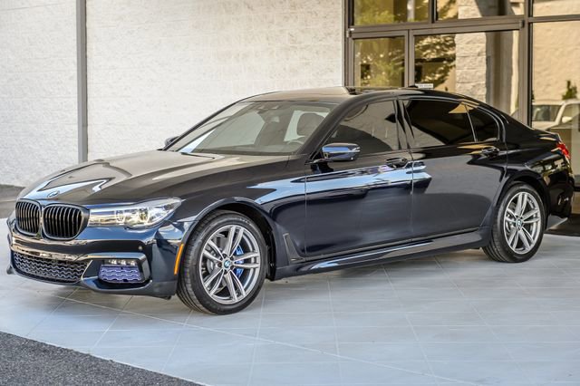 Used 2017 BMW 740i xDrive AWD/4WD image 6