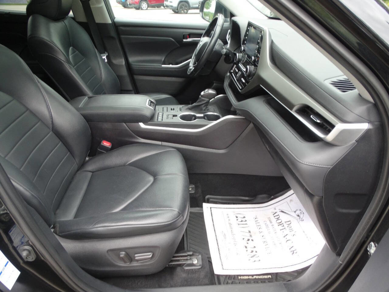 Used 2021 Toyota Highlander XLE image 45
