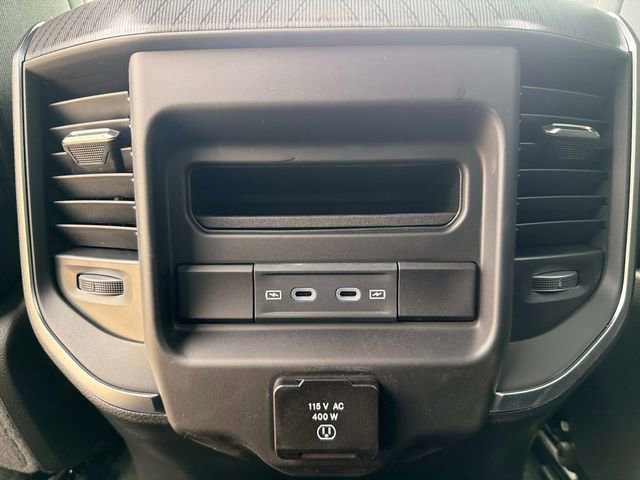 New 2026 RAM 1500 4x4 Crew Cab image 15