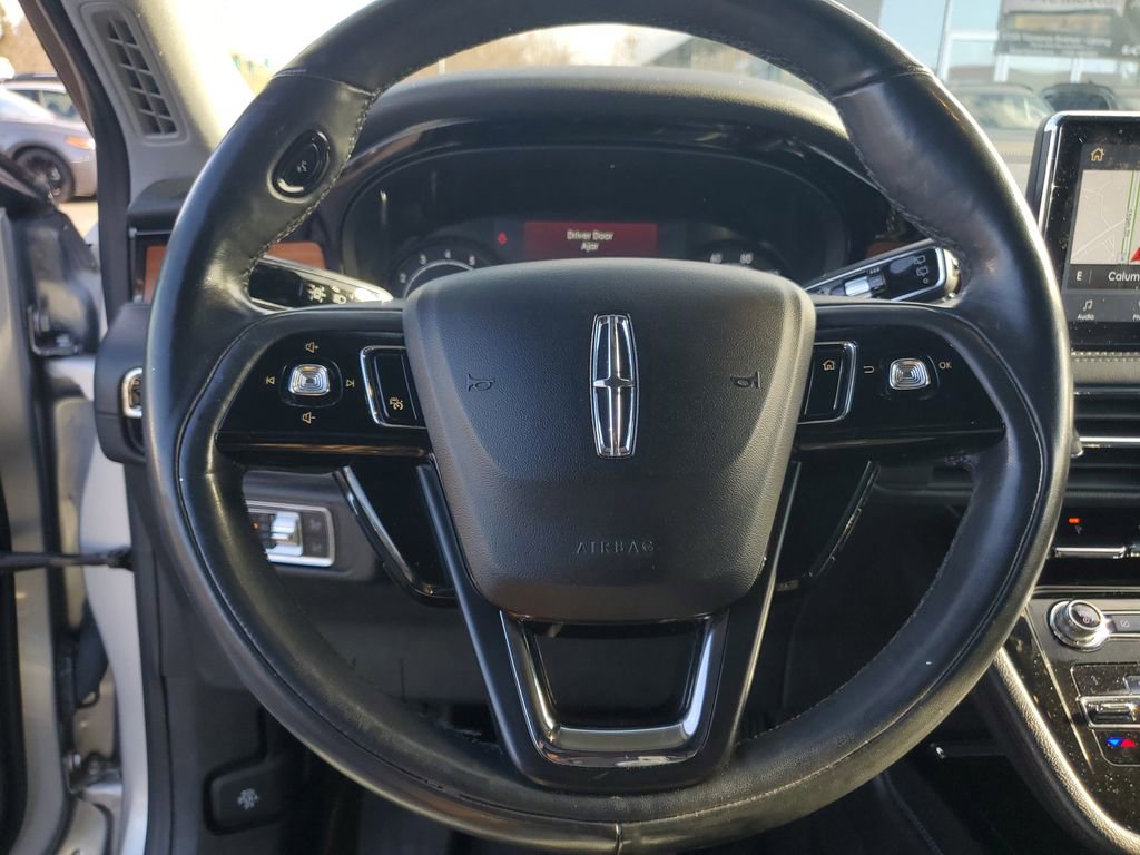 Used 2020 Lincoln Corsair Reserve w/ Equipment Group 201A image 17