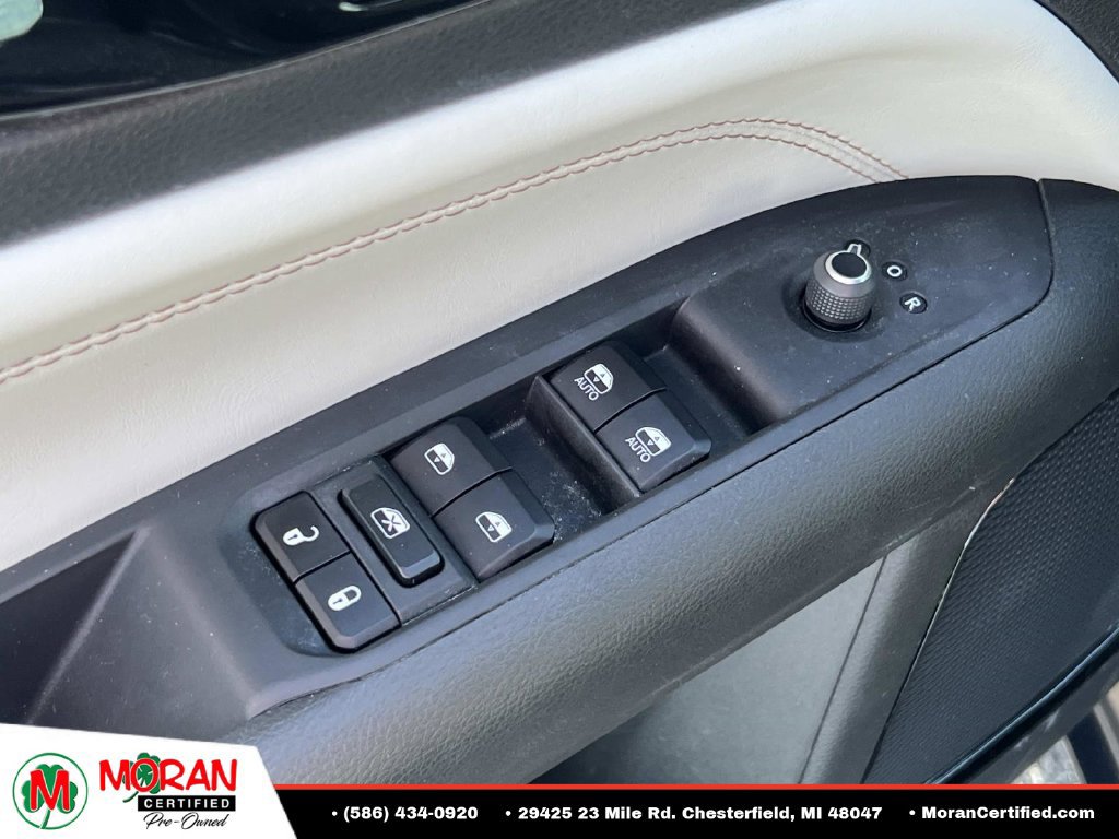 Used 2024 Jeep Compass Limited AWD/4WD image 15