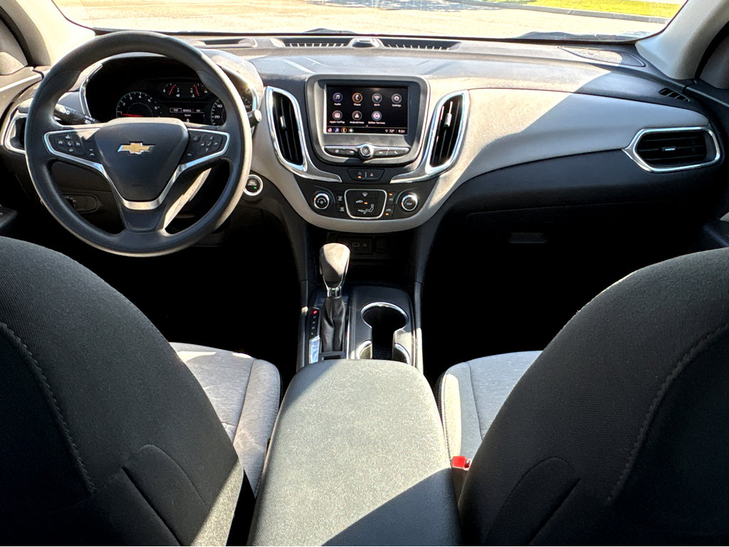 Used 2023 Chevrolet Equinox LS w/ Midnight Edition image 3