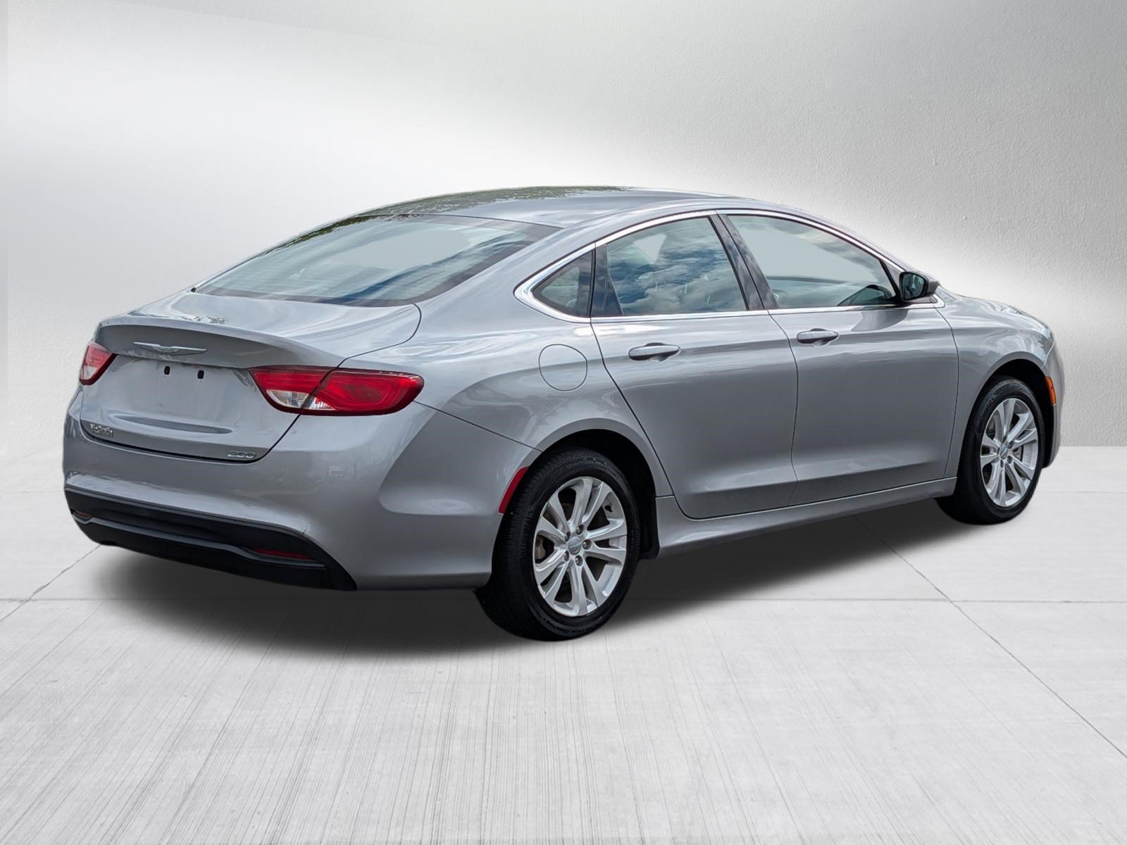 Used 2017 Chrysler 200 LX FWD image 7