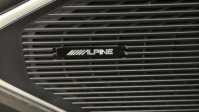 Used 2024 Jeep Wagoneer Series II w/ Convenience Group I AWD/4WD image 43