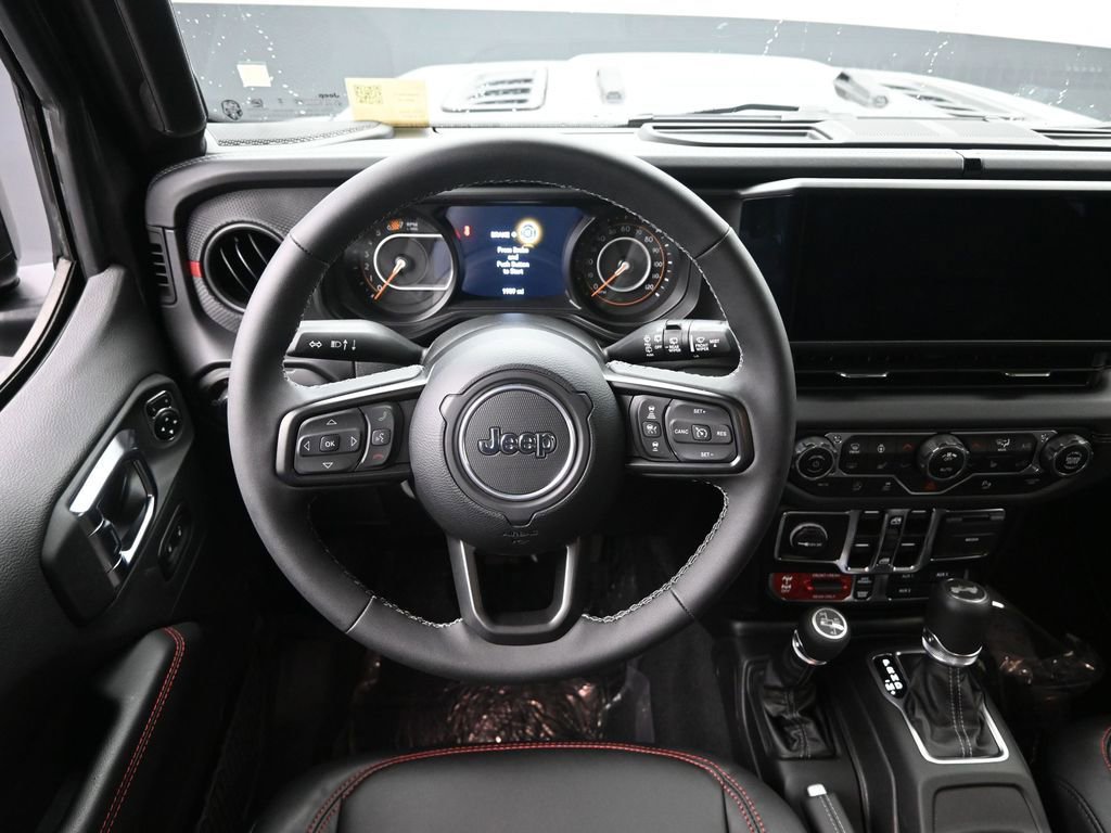 Used 2025 Jeep Wrangler Unlimited Rubicon image 24