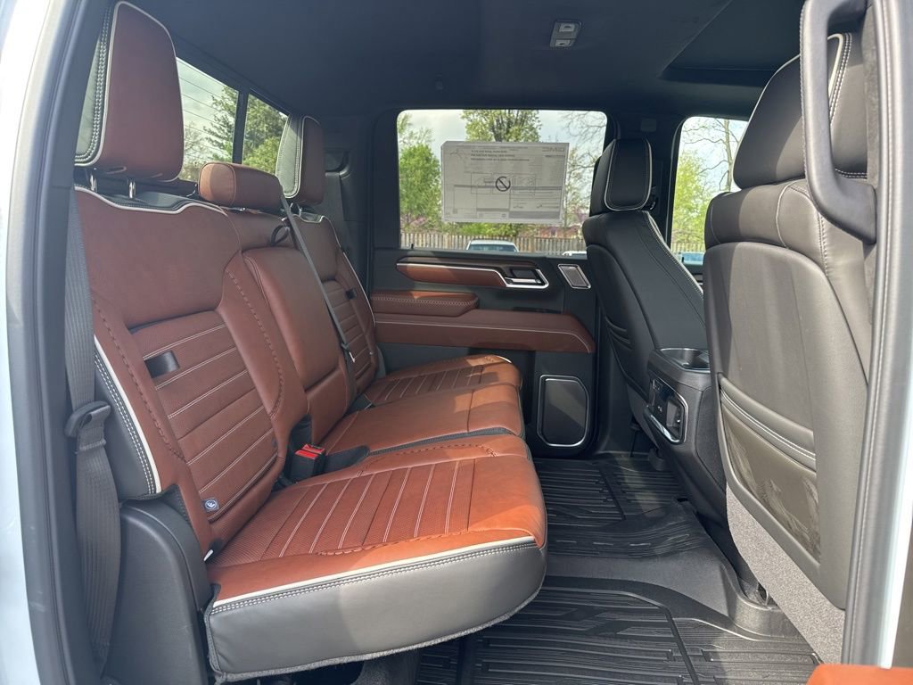 New 2026 GMC Sierra 3500 Denali Ultimate AWD/4WD image 13