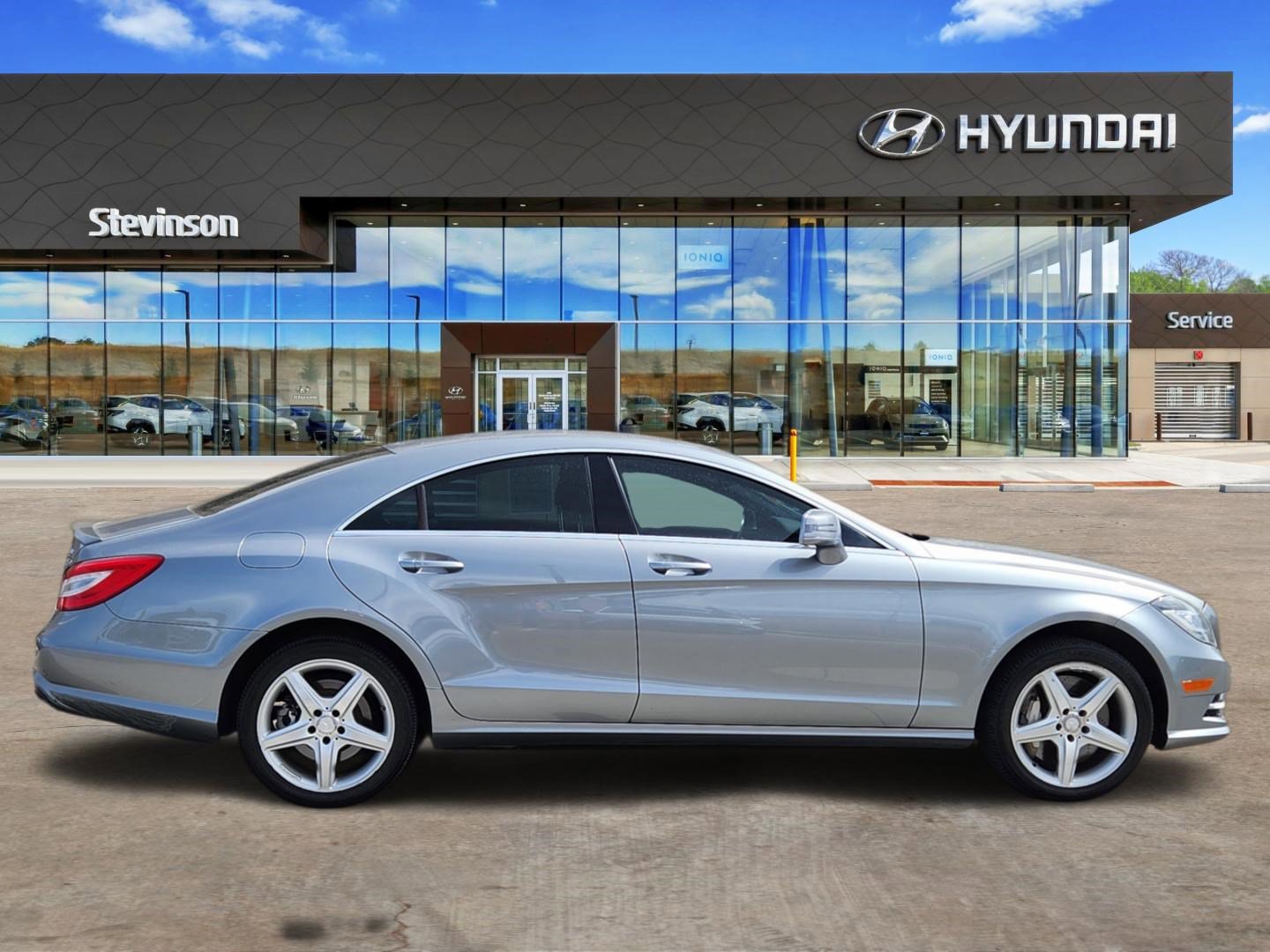 Used 2014 Mercedes-Benz CLS 550 4MATIC image 4