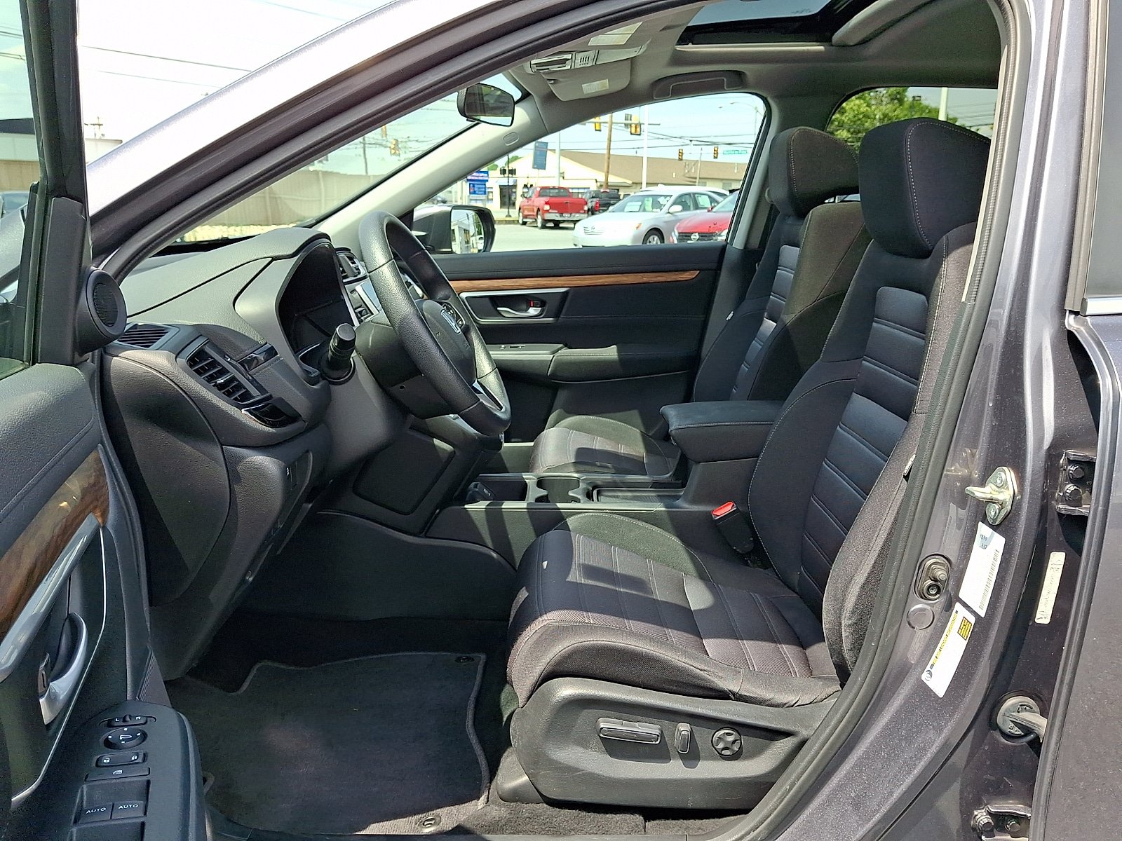 Used 2019 Honda CR-V EX image 15