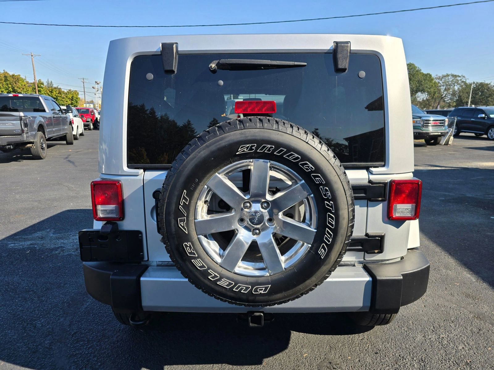 Used 2011 Jeep Wrangler Unlimited 70th Anniversary w/ Dual Top Group image 4
