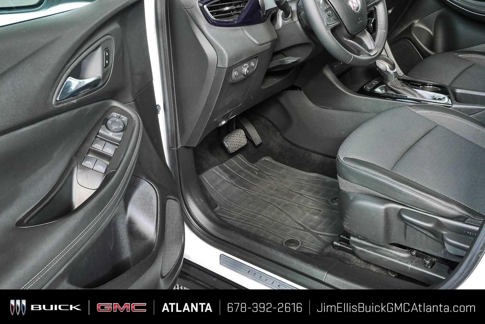 Certified 2023 Buick Encore GX Preferred FWD image 8