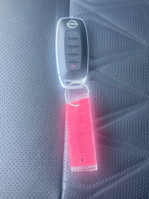 Certified 2024 Nissan Rogue Platinum FWD image 37