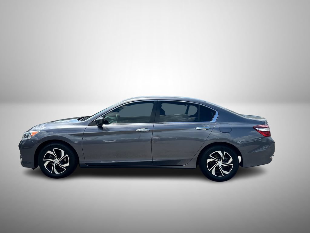 Used 2017 Honda Accord LX image 6