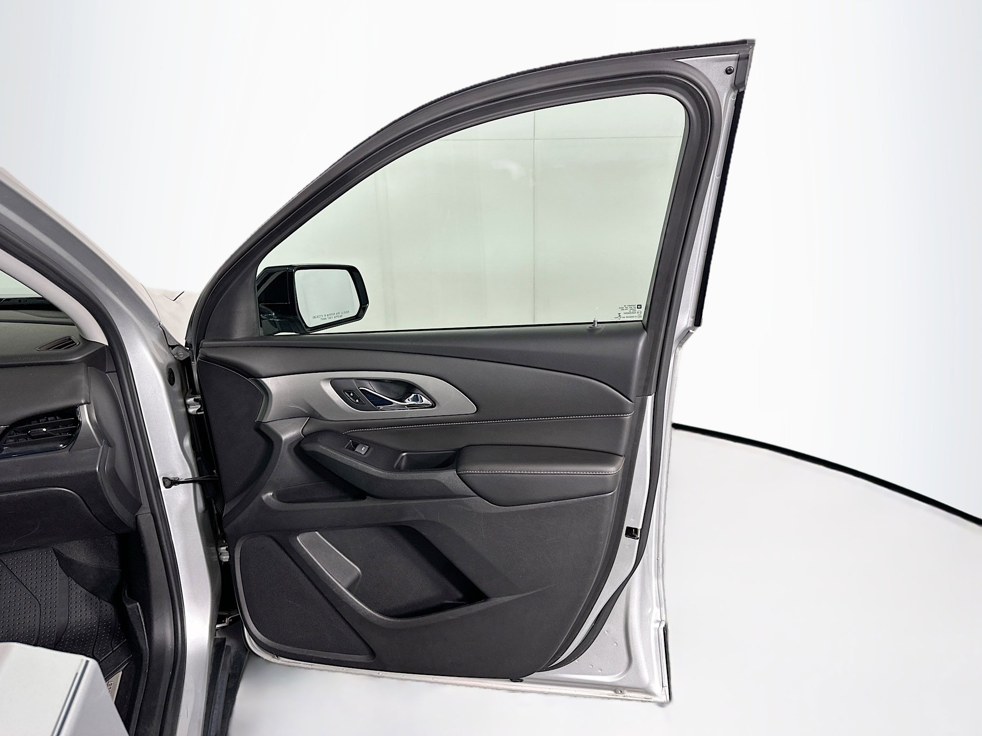 Used 2019 Chevrolet Traverse LS image 31