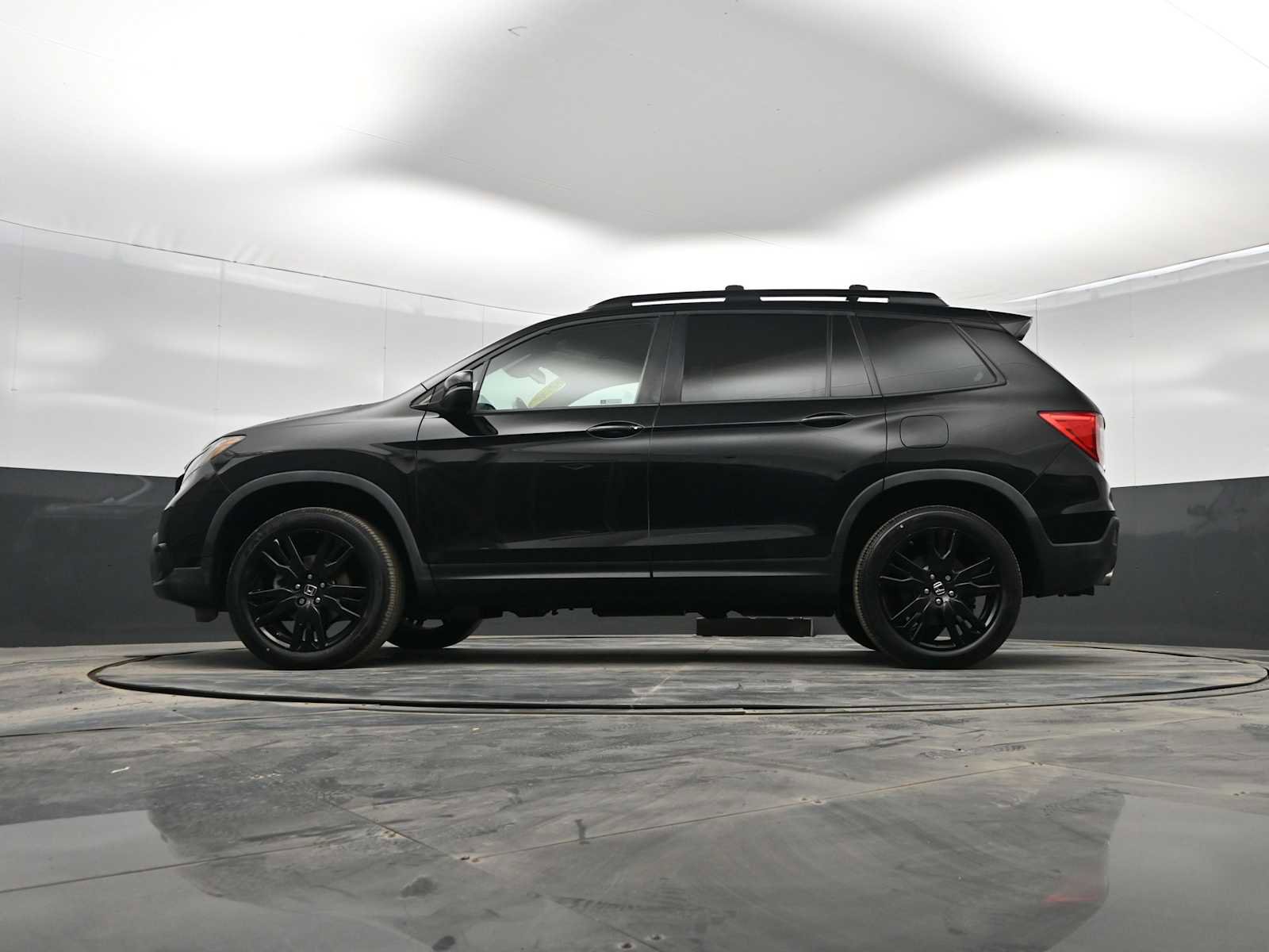 Used 2019 Honda Passport Sport image 33