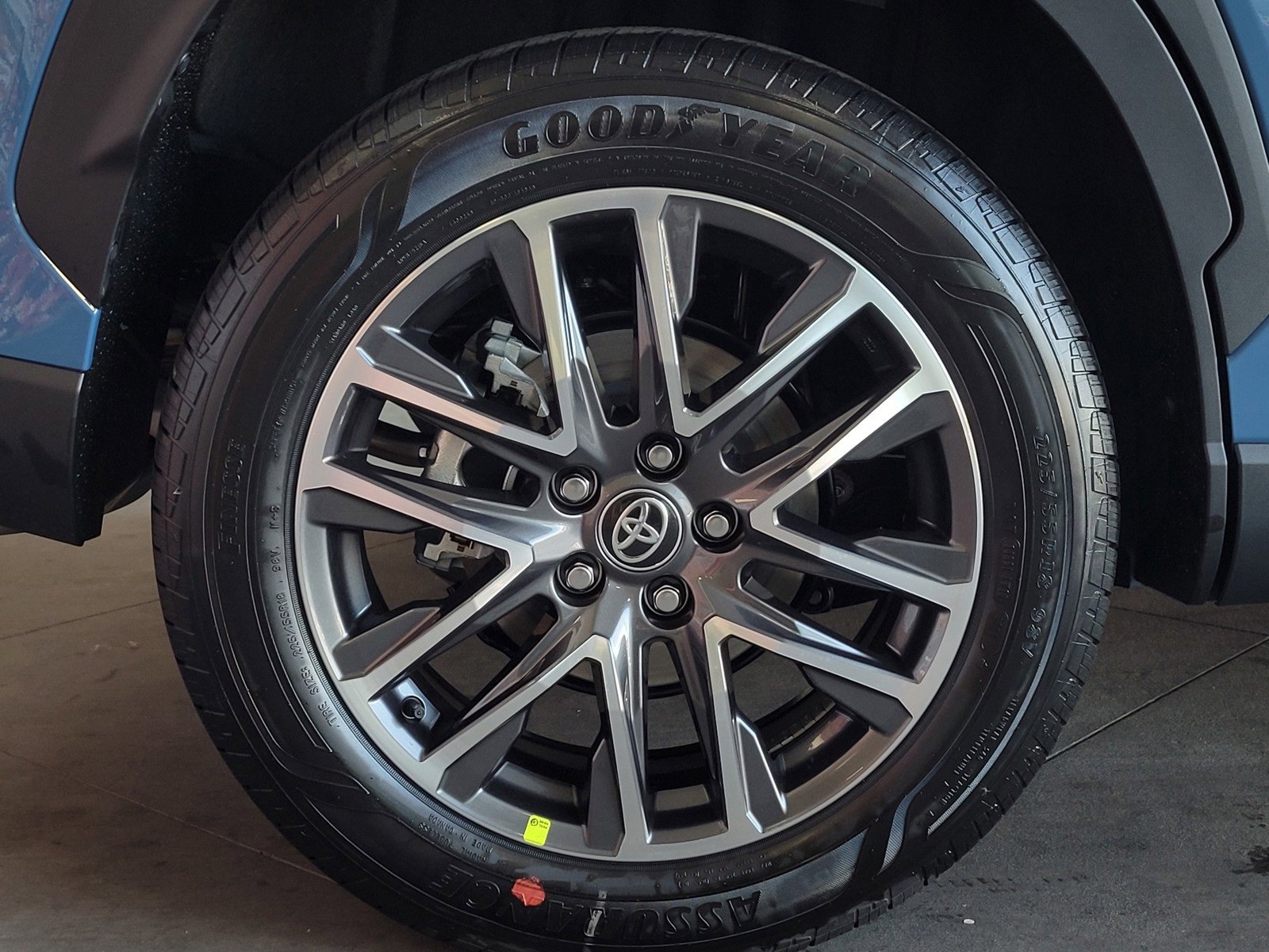 New 2026 Toyota Corolla Cross XLE image 4