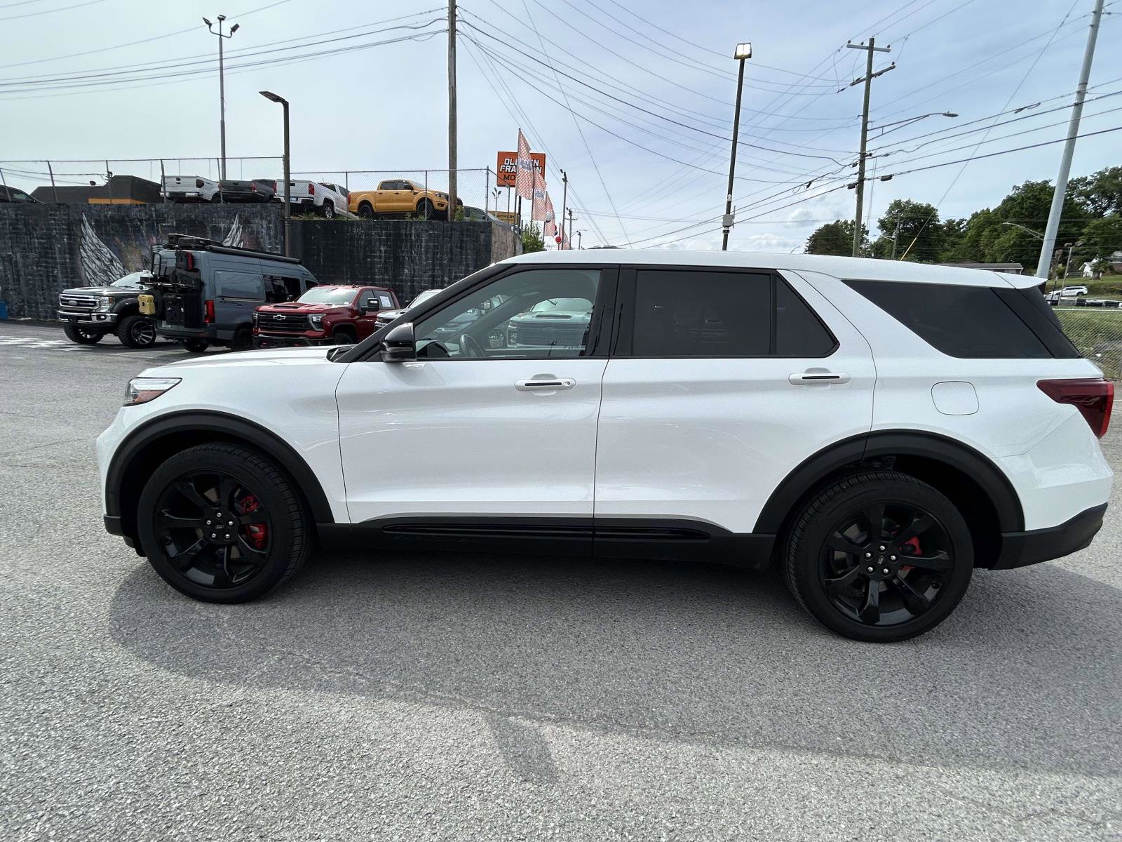 Used 2021 Ford Explorer ST w/ ST Street Pack AWD/4WD image 6