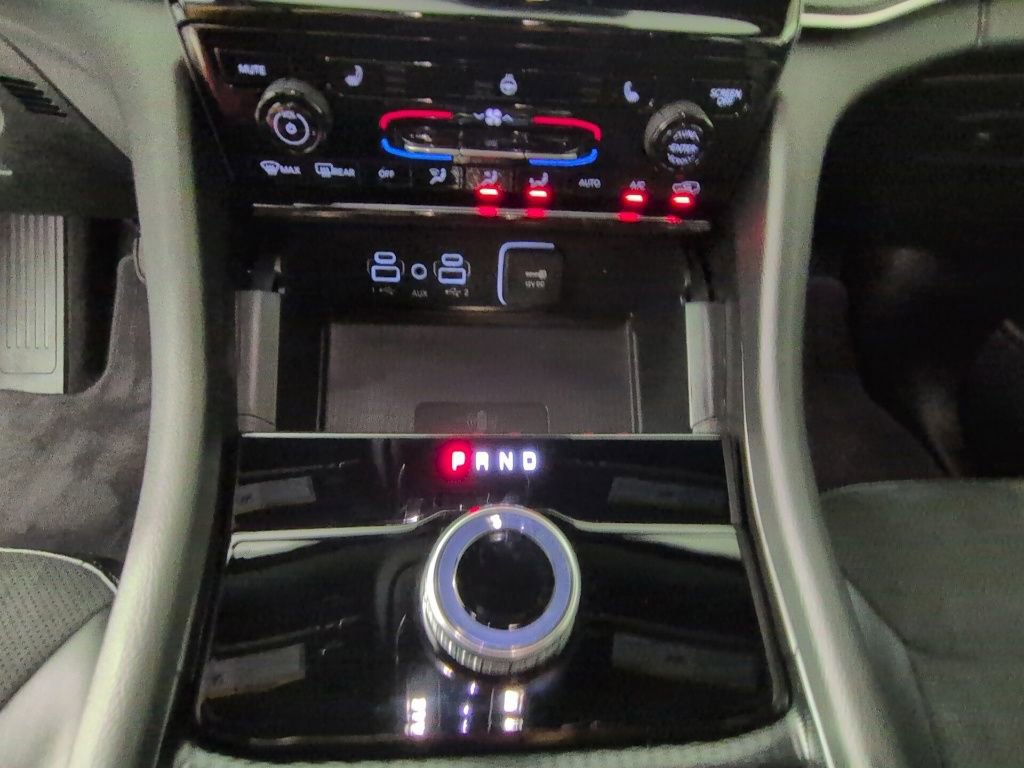 Certified 2025 Jeep Grand Cherokee Altitude AWD/4WD image 19
