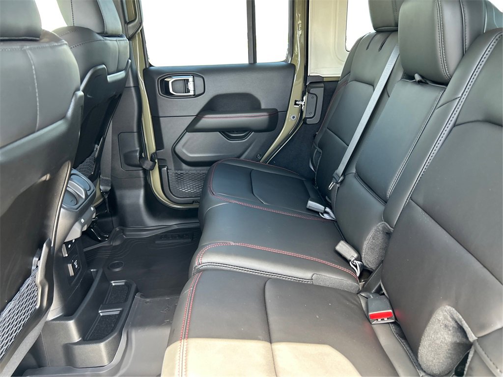 New 2025 Jeep Wrangler Rubicon w/ Technology Group image 10