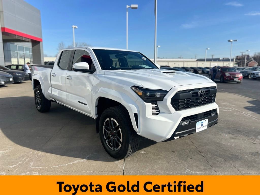 Certified 2024 Toyota Tacoma TRD Sport image 2