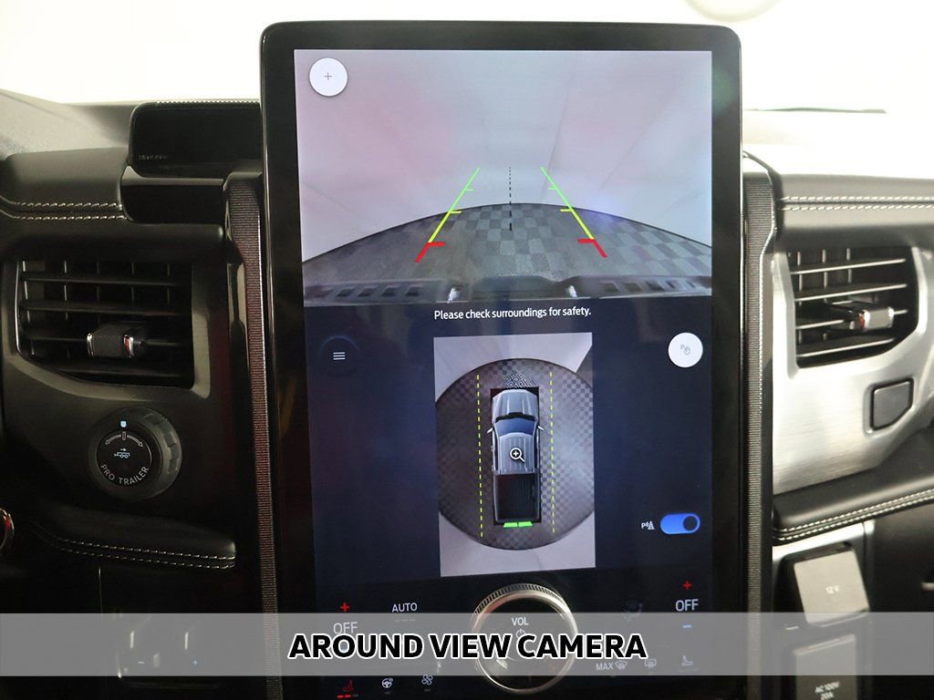 Used 2023 Ford F150 Lightning Platinum image 7