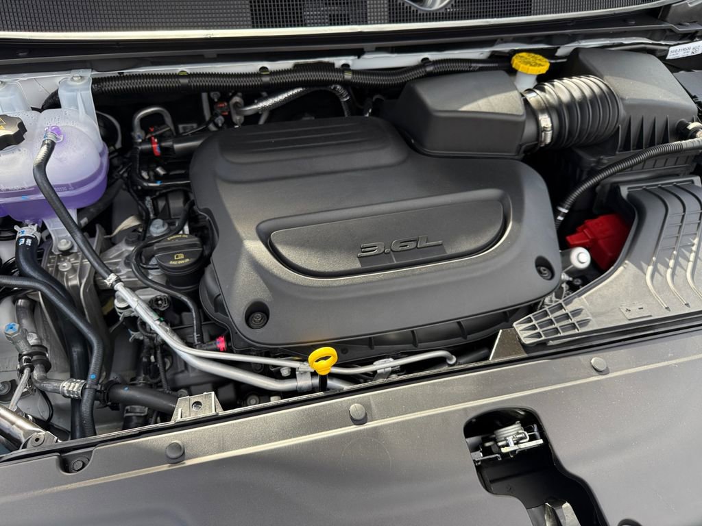 New 2026 Chrysler Pacifica Select FWD image 21