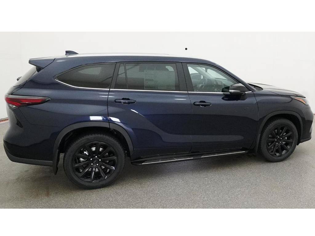 New 2026 Toyota Highlander XLE AWD/4WD image 10