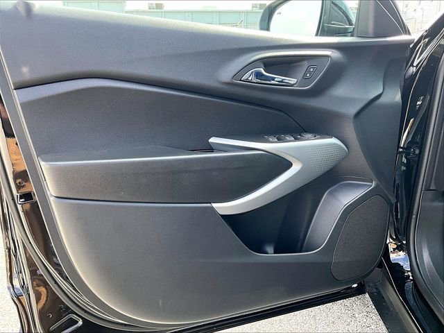 New 2026 Chevrolet Trax RS w/ Driver Confidence Package FWD image 25