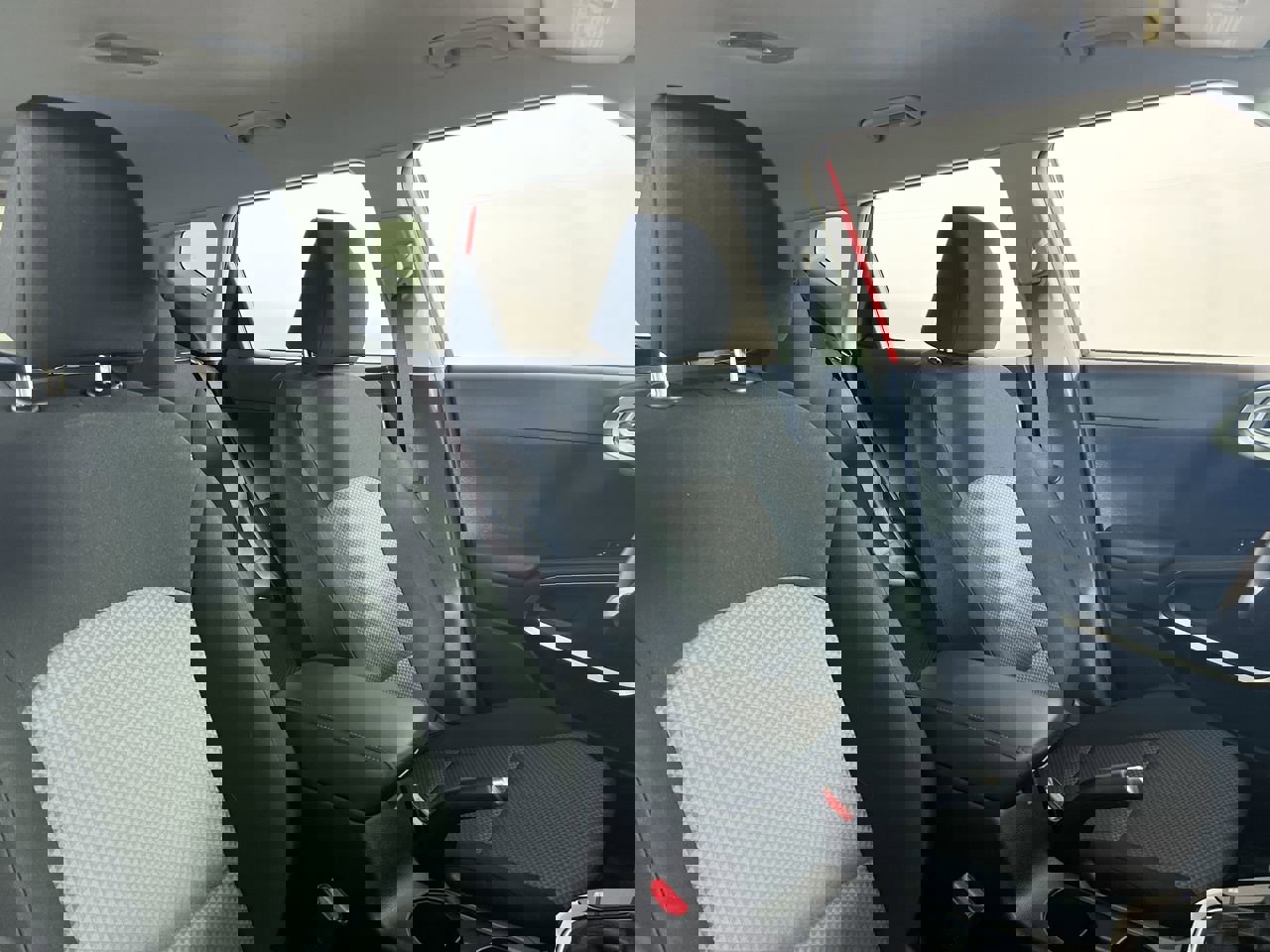 Certified 2025 Kia Soul S image 28