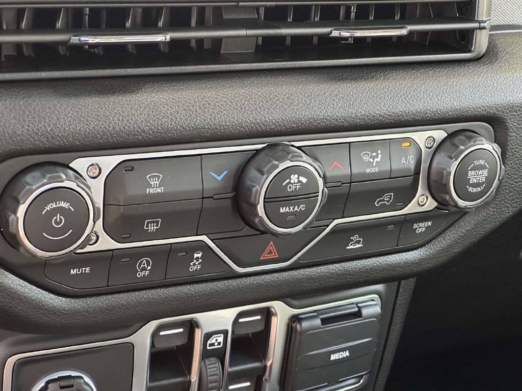 New 2027 Jeep Gladiator Sport AWD/4WD image 20
