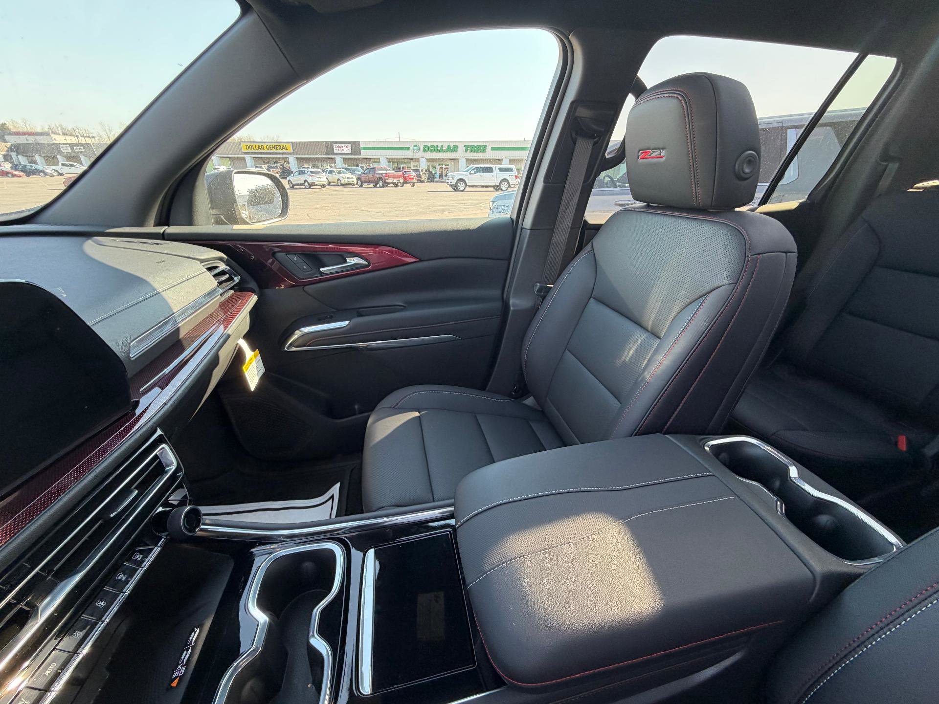 New 2026 Chevrolet Traverse Z71 w/ Driver Confidence Package image 13